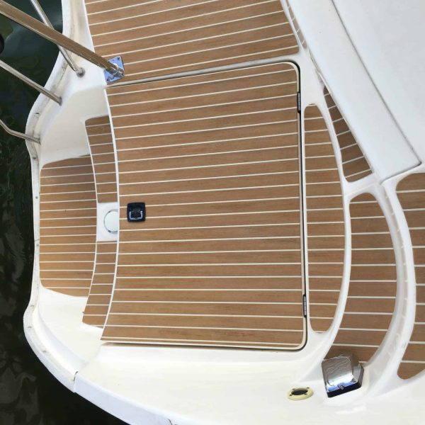 Nuteak Synthetic teak decking catamaran